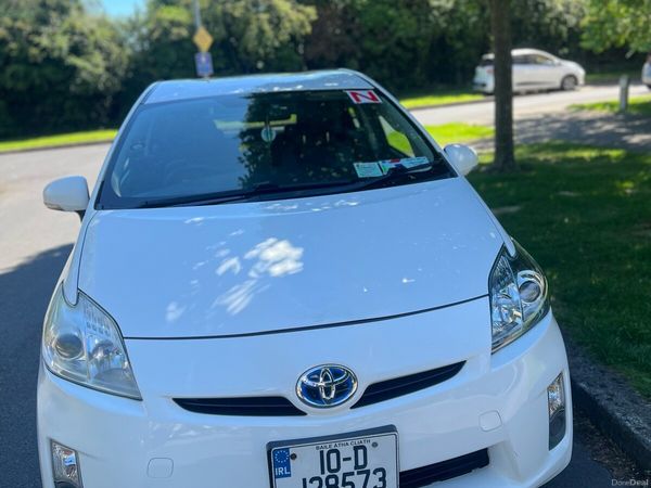 Toyota Prius Hatchback, Petrol Hybrid, 2010, White