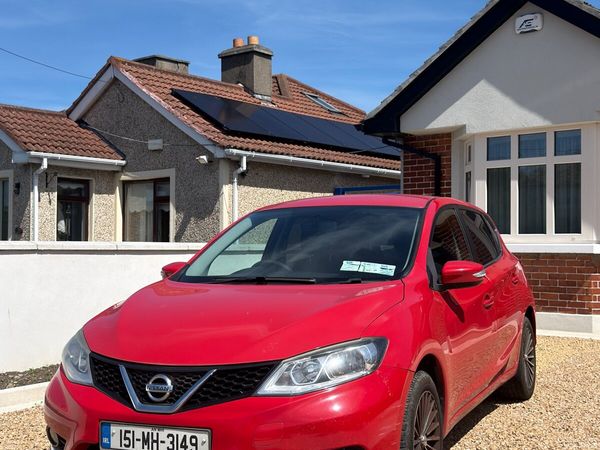 Nissan Pulsar Hatchback, Petrol, 2015, Red