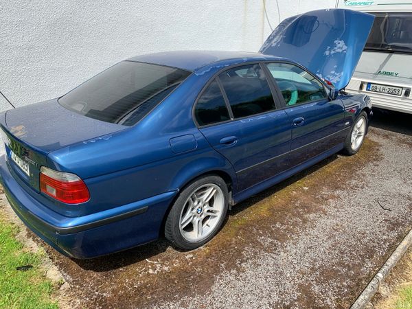 BMW 5-Series Saloon, Petrol, 2002, Blue
