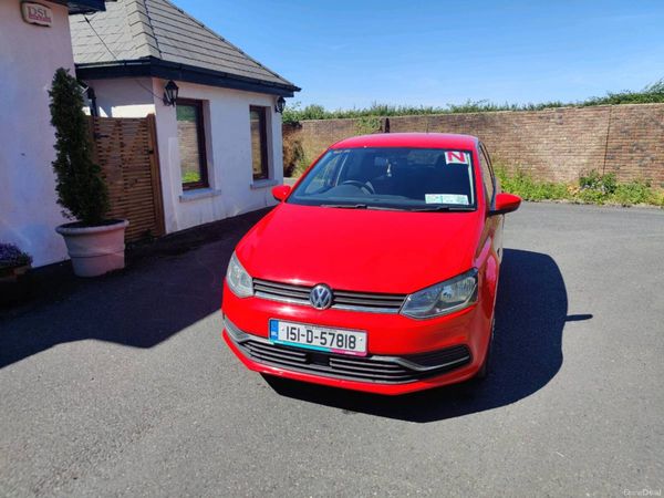 Volkswagen Polo Hatchback, Petrol, 2015, Red