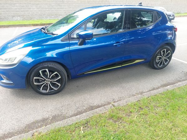 Renault Clio Hatchback, Petrol, 2017, Blue
