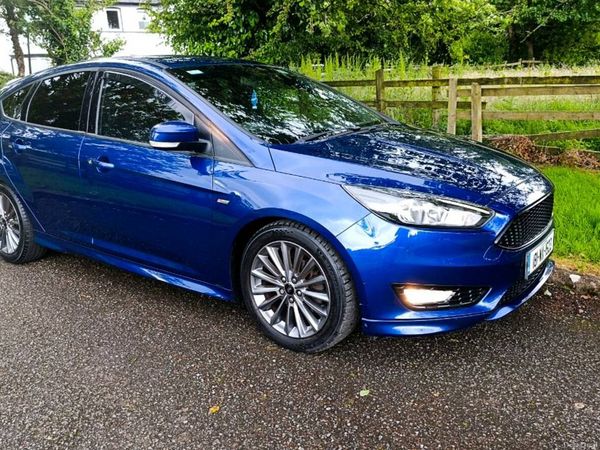 Ford Focus Hatchback, Diesel, 2018, Blue
