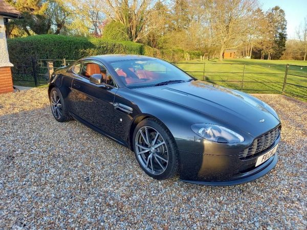 Aston Martin Vantage Coupe, Petrol, 2010, Silver