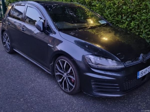Volkswagen Golf Hatchback, Diesel, 2015, Grey
