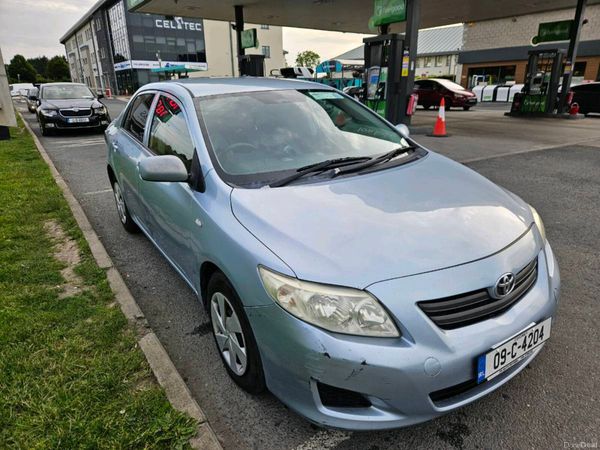 Toyota Corolla Saloon, Diesel, 2009, Blue