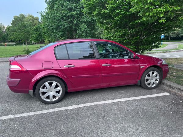 Renault Megane Saloon, Diesel, 2009, Red
