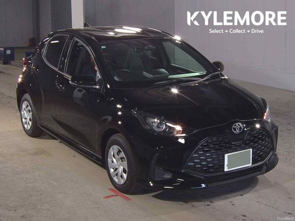 Toyota Yaris Hatchback, Petrol, 2025, Black