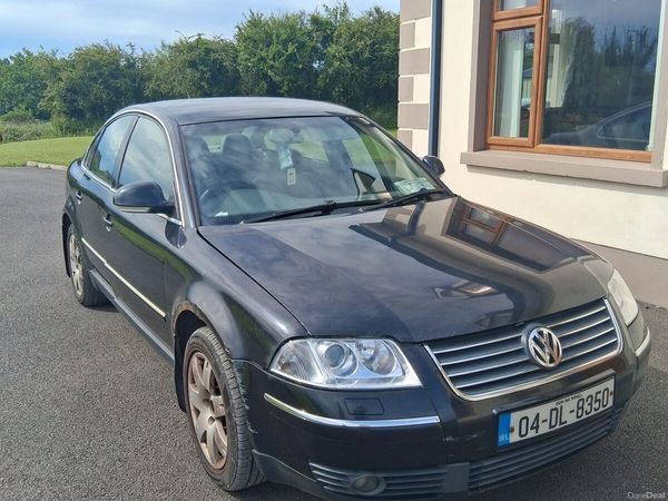 Volkswagen Passat Saloon, Diesel, 2004, Black
