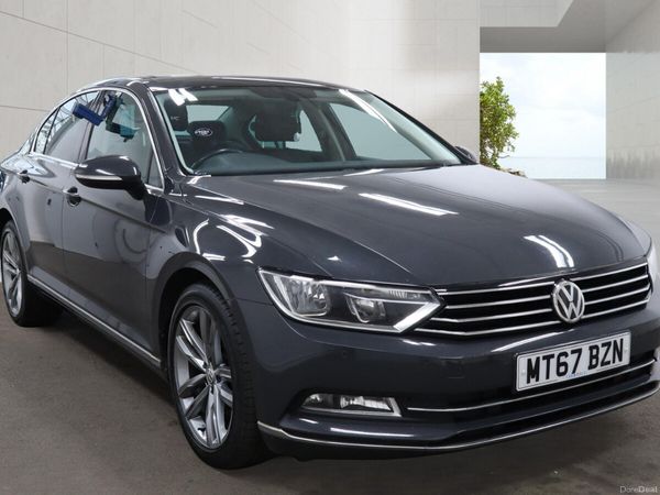 Volkswagen Passat Saloon, Diesel, 2017, Grey