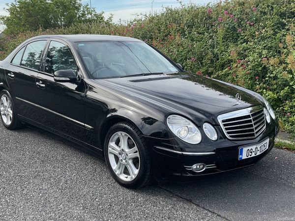 Mercedes-Benz E-Class Saloon, Petrol, 2009, Black