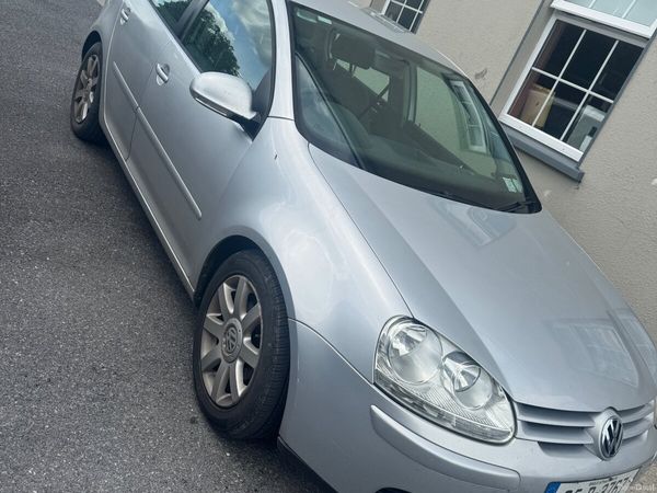 Volkswagen Golf Hatchback, Petrol, 2005, Silver