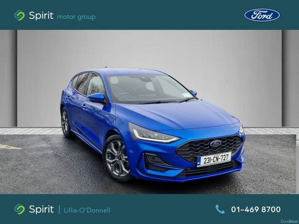 Ford Focus Hatchback, Petrol, 2023, Blue