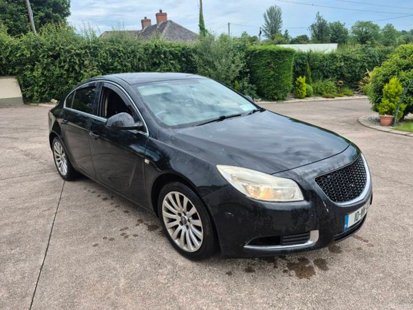 Vauxhall Insignia Hatchback, Diesel, 2010, Black