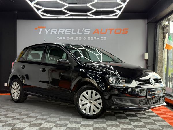 Volkswagen Polo Hatchback, Petrol, 2013, Black