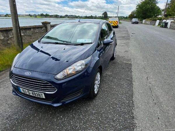 Ford Fiesta Hatchback, Petrol, 2015, Black