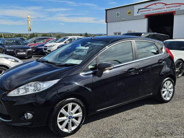 Ford Fiesta Hatchback, Diesel, 2011, Black