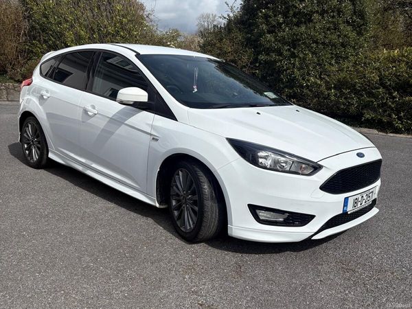 Ford Focus Hatchback, Petrol, 2018, White