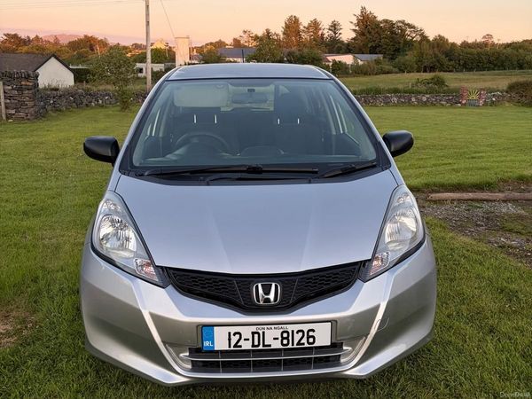 Honda Jazz Hatchback, Petrol, 2012, Silver