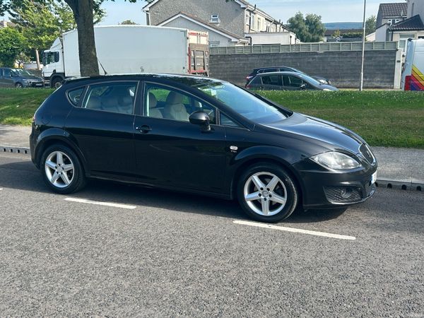 SEAT Leon Hatchback, Petrol, 2012, Black