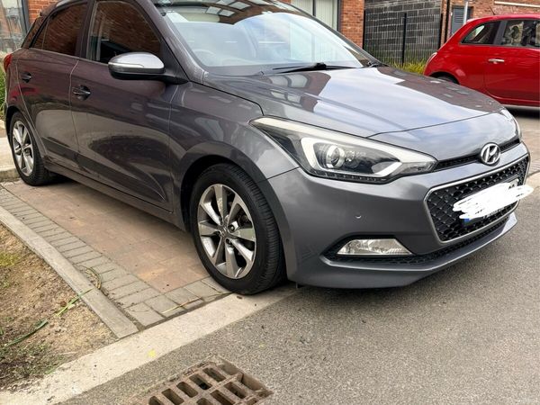 Hyundai i20 Hatchback, Petrol, 2016, Grey