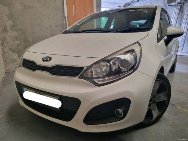 Kia Rio Hatchback, Petrol, 2014, White