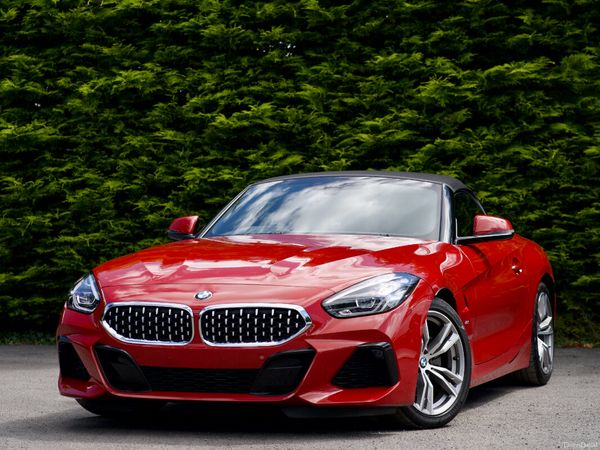 BMW Z4 Convertible, Petrol, 2019, Red