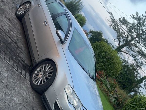 Volkswagen Passat Saloon, Diesel, 2008, Silver