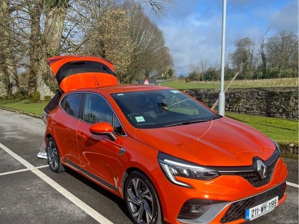 Renault Clio Hatchback, Petrol, 2021, Orange