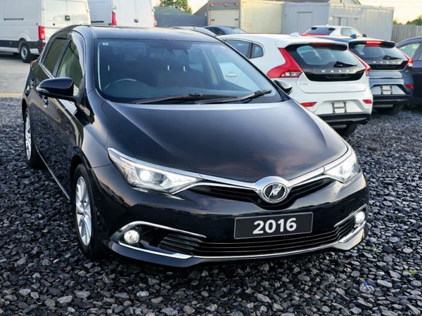 Toyota Auris Hatchback, Petrol Hybrid, 2016, Black