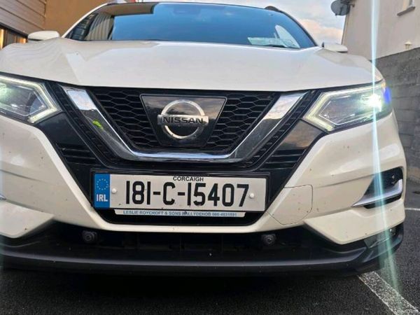 Nissan Qashqai Hatchback, Diesel, 2018, White
