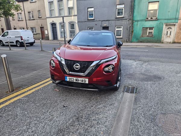 Nissan Juke SUV, Petrol, 2020, Red
