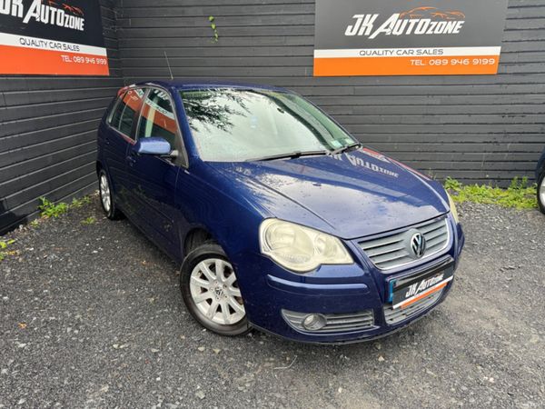 Volkswagen Polo Hatchback, Petrol, 2007, Blue