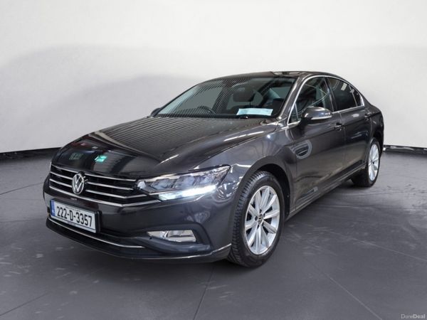 Volkswagen Passat Saloon, Diesel, 2022, Grey