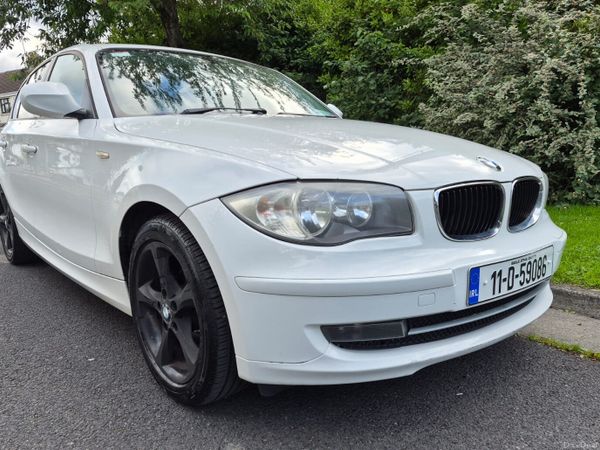 BMW 1-Series Hatchback, Petrol, 2011, White
