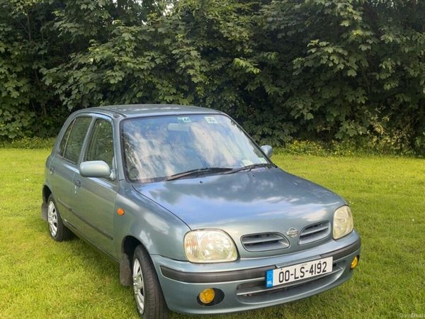 Other Other Hatchback, Petrol, 2000, Blue