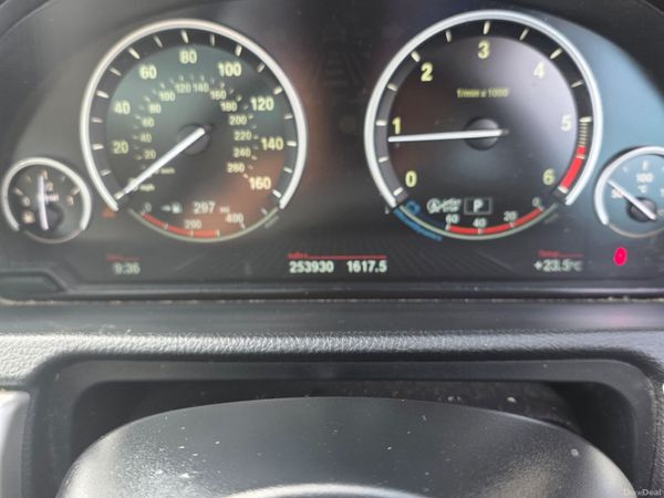 BMW 5-Series Hatchback, Diesel, 2013, Blue