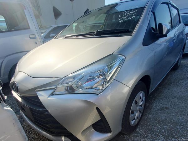 Toyota Vitz Hatchback, Petrol Hybrid, 2018, Silver