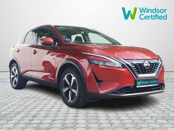 Nissan Qashqai MPV, Petrol, 2023, Red
