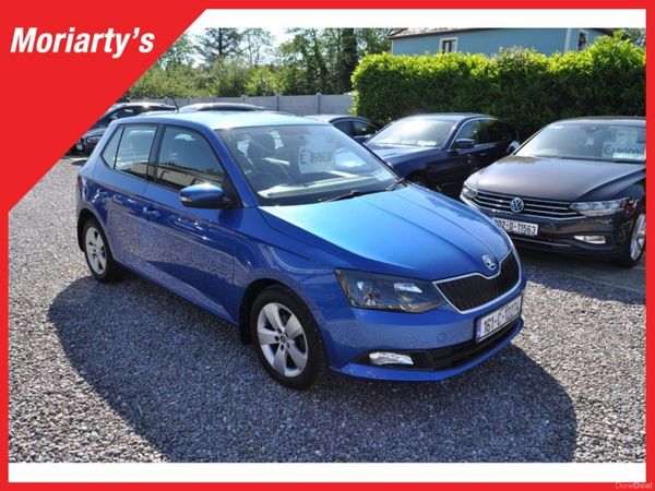 Skoda Fabia Hatchback, Petrol, 2016, Blue