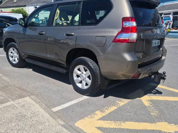 Toyota Land Cruiser SUV, Diesel, 2015, Brown