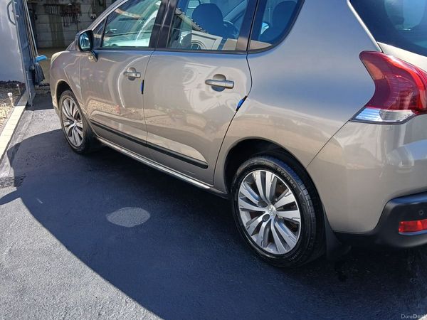 Peugeot 3008 SUV, Diesel, 2014, Grey