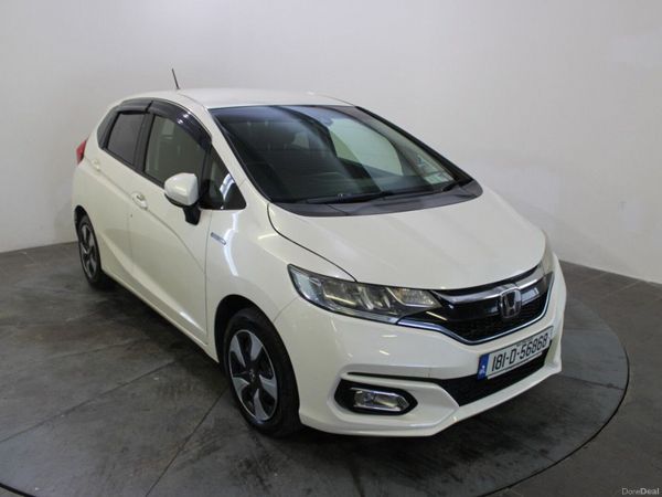 Honda Fit Hatchback, Petrol Hybrid, 2018, White