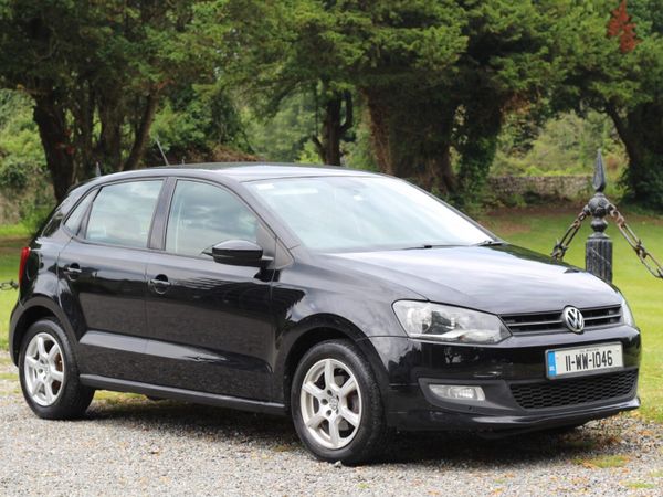 Volkswagen Polo Hatchback, Petrol, 2011, Black
