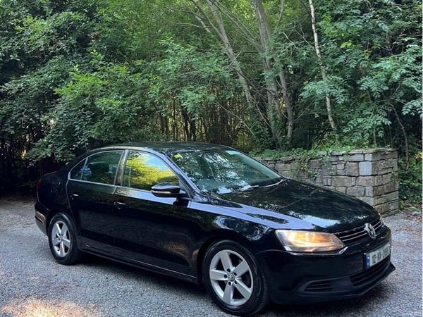 Volkswagen Jetta Saloon, Diesel, 2012, Black
