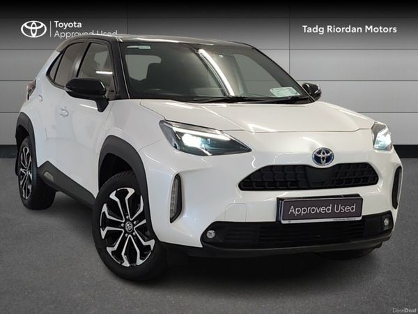 Toyota Yaris Cross Hatchback, Petrol Hybrid, 2021, White