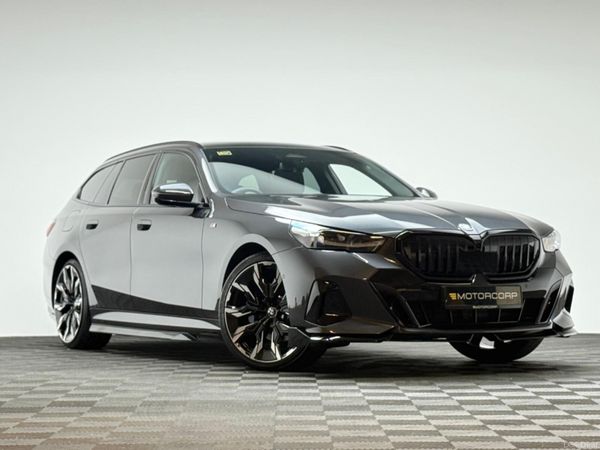 BMW 5-Series Estate, Petrol Plug-in Hybrid, 2025, Grey