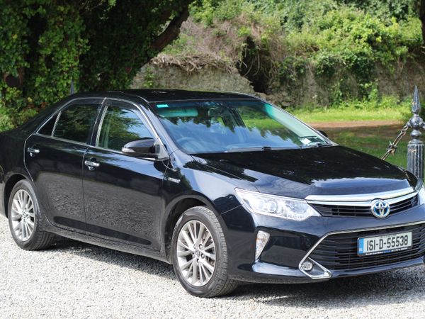 Toyota Camry Saloon, Petrol Hybrid, 2016, Black