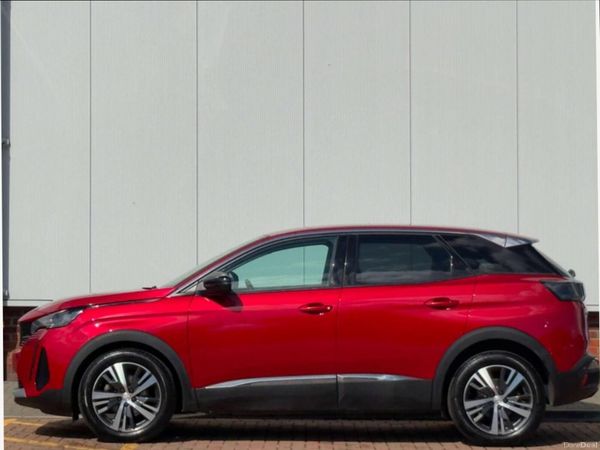 Peugeot 3008 MPV, Diesel, 2023, Red