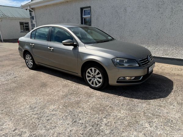 Volkswagen Passat Saloon, Diesel, 2013, Brown