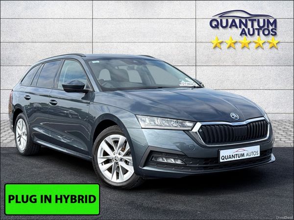 Skoda Octavia Estate, Petrol Plug-in Hybrid, 2022, Grey